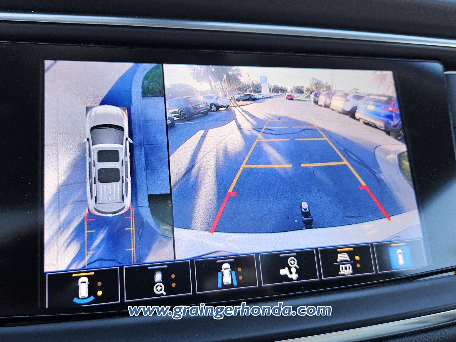 Used 2023 Buick Enclave Avenir w/ Trailering Package, 5000 lbs. image 16