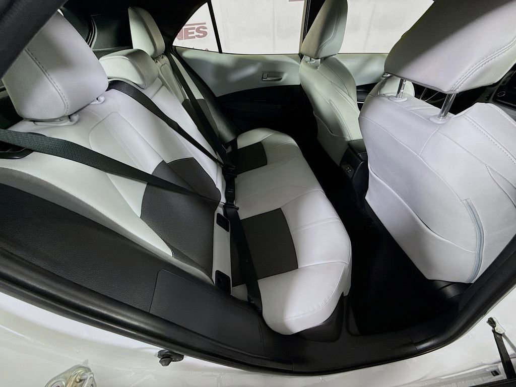 Certified 2025 Toyota Corolla XSE image 28