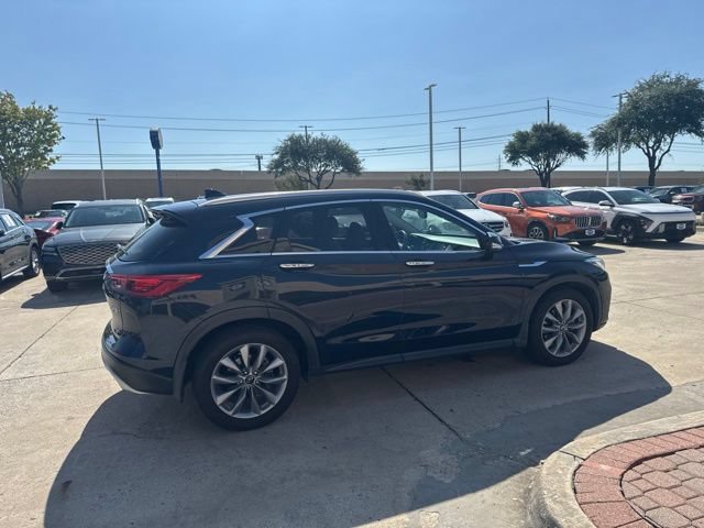 Used 2021 INFINITI QX50 Luxe w/ Cargo Package AWD/4WD image 10