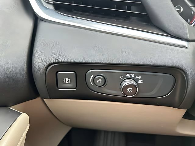 Used 2019 Buick Enclave Essence FWD image 28