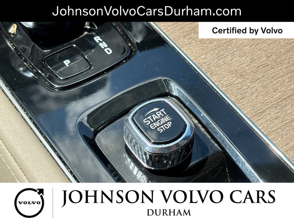 Certified 2025 Volvo XC90 B5 Plus AWD/4WD image 23
