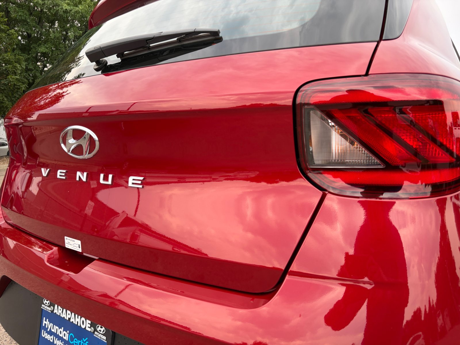 Used 2025 Hyundai Venue SEL FWD image 30