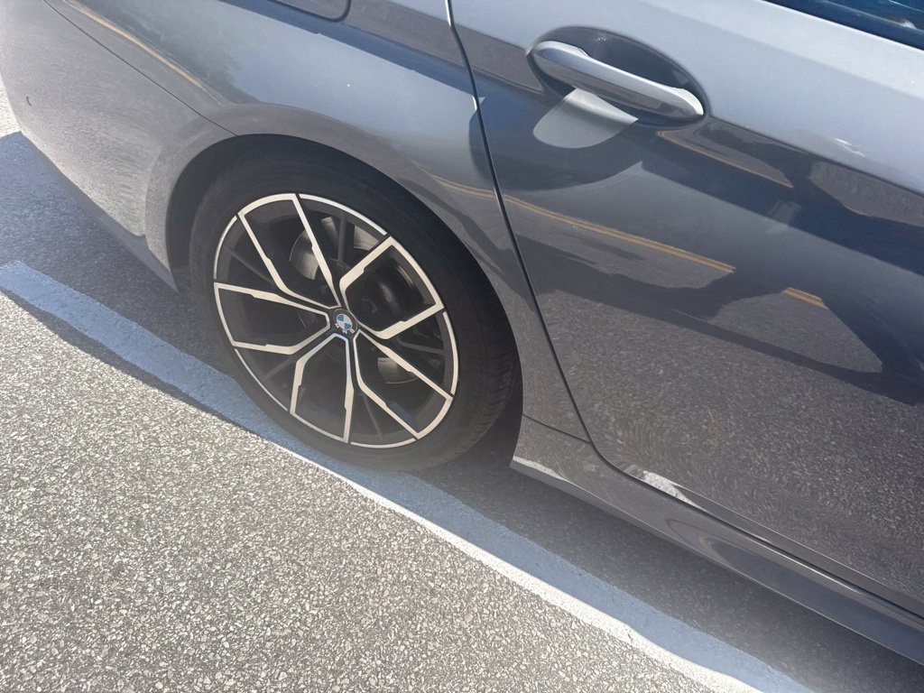 Used 2021 BMW M550i xDrive AWD/4WD image 5