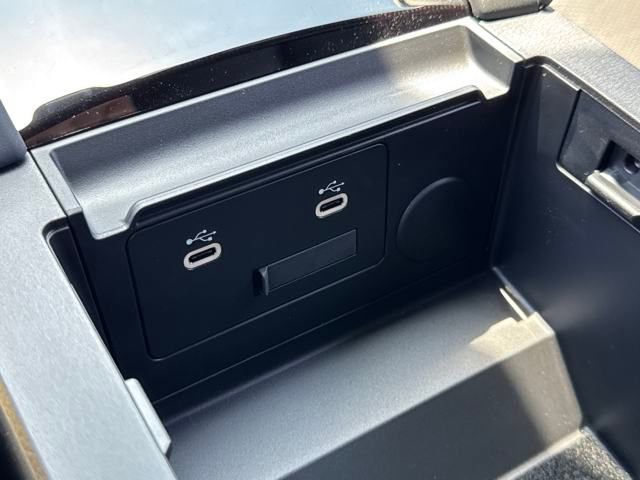 New 2025 MAZDA MAZDA3 Hatchback w/Premium Plus Pkg image 18