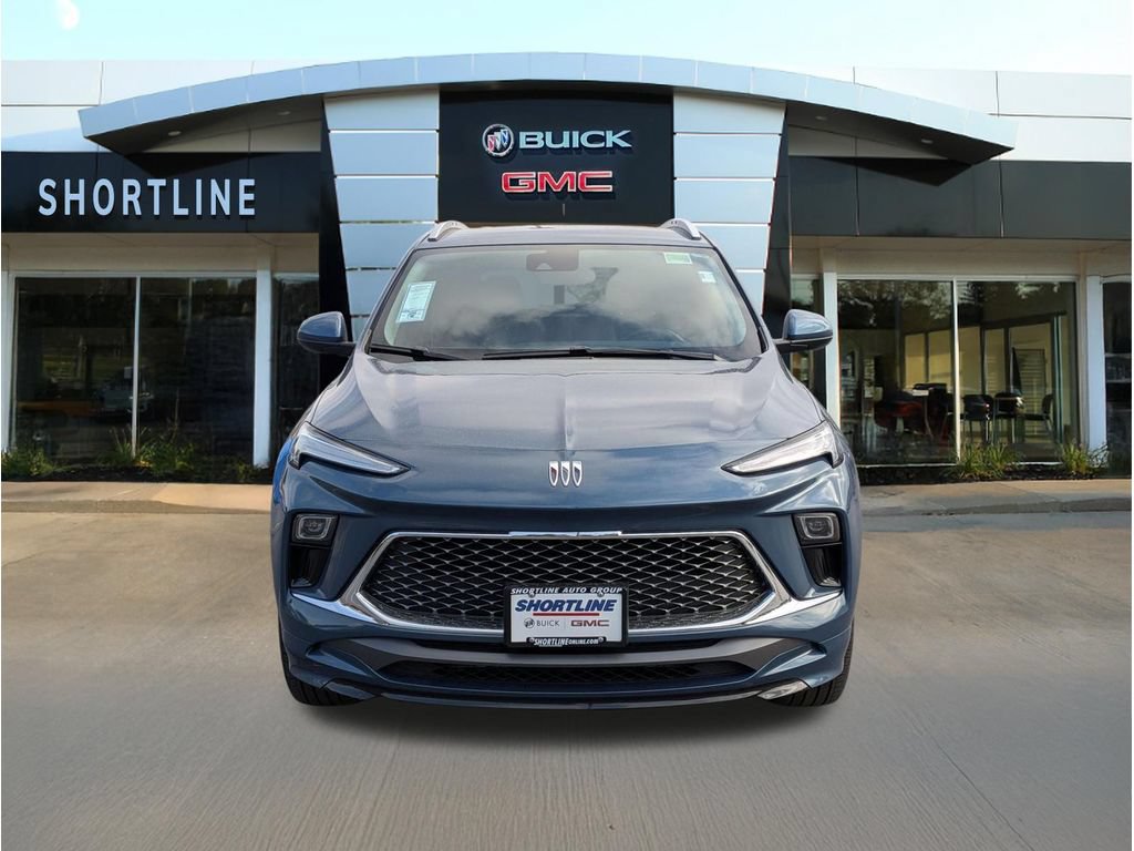 Used 2024 Buick Encore GX Avenir AWD/4WD image 7
