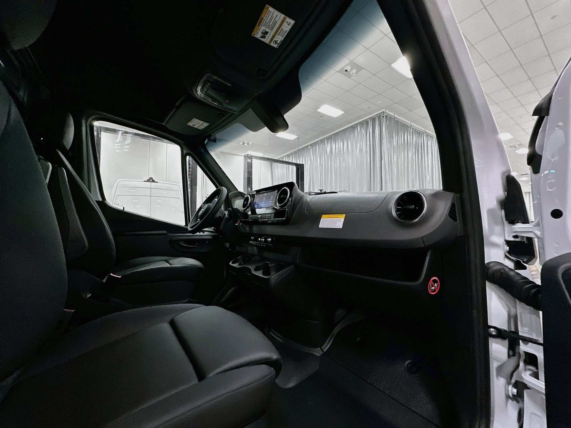 New 2026 Mercedes-Benz Sprinter 2500 image 28