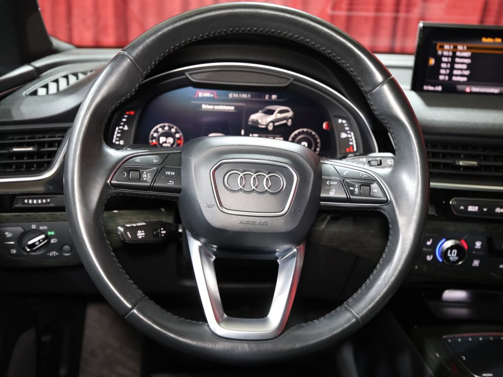 Used 2018 Audi Q7 3.0T Premium Plus w/ Premium Plus Package AWD/4WD image 18