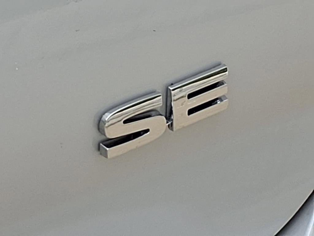 New 2025 Mitsubishi Outlander SE image 26