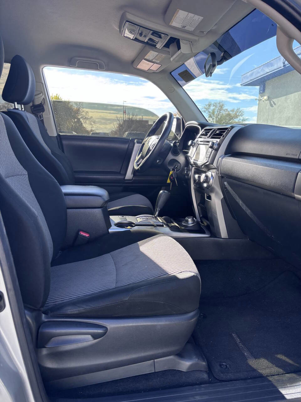 Used 2017 Toyota 4Runner SR5 image 17