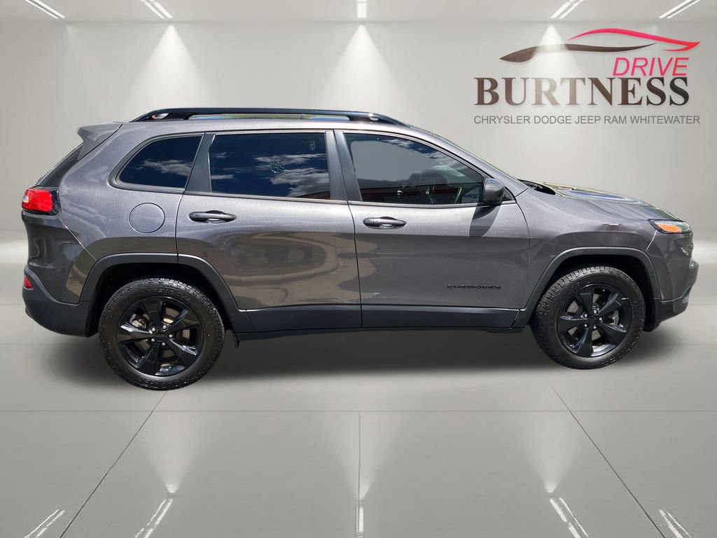 Used 2018 Jeep Cherokee Limited w/ High Altitude Package AWD/4WD image 10
