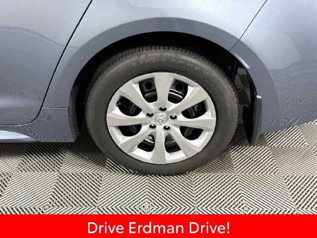 Certified 2026 Toyota Corolla LE FWD image 4