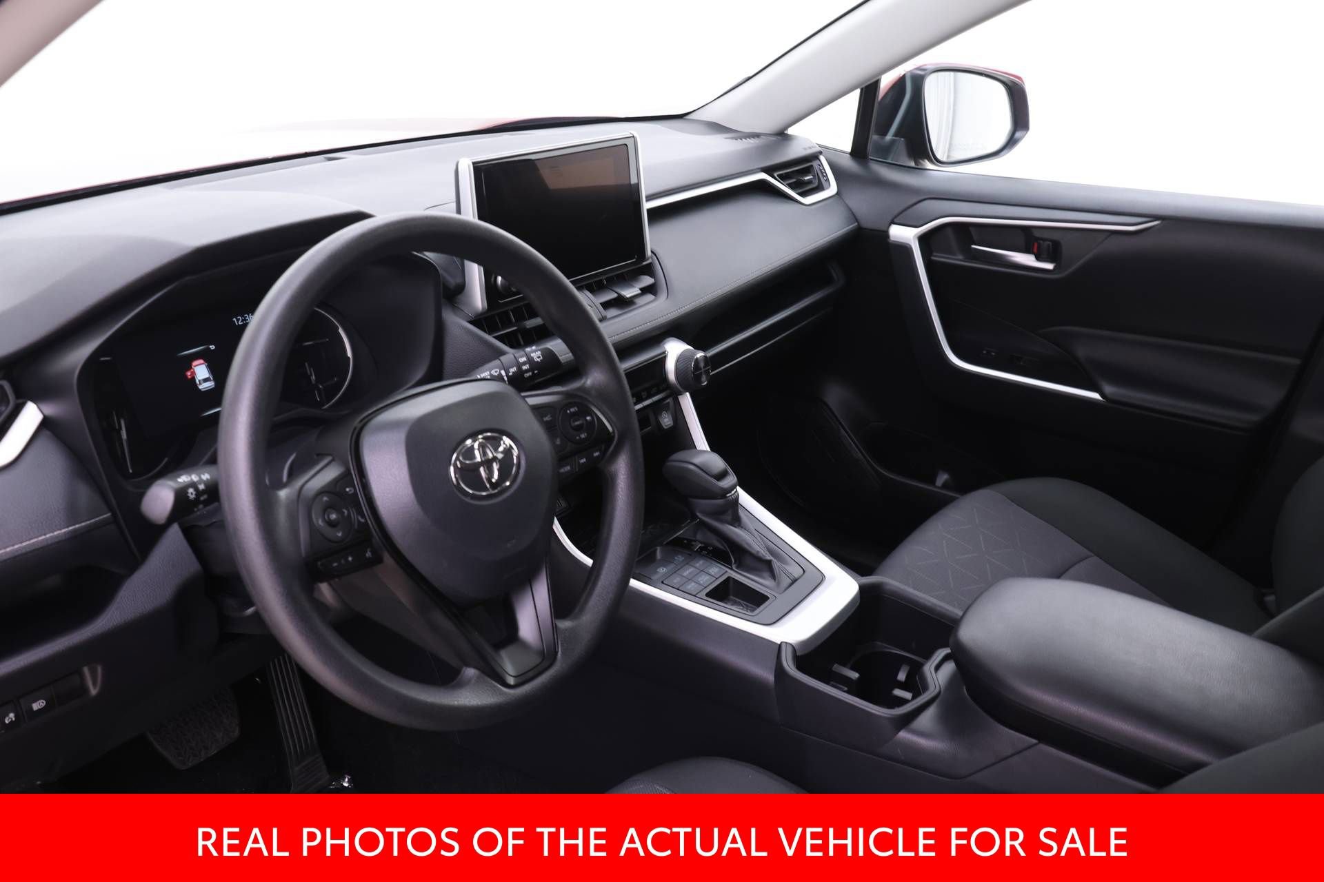 Certified 2025 Toyota RAV4 XLE image 4
