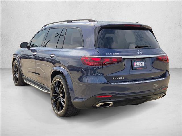 Used 2025 Mercedes-Benz GLS 580 4MATIC video 3