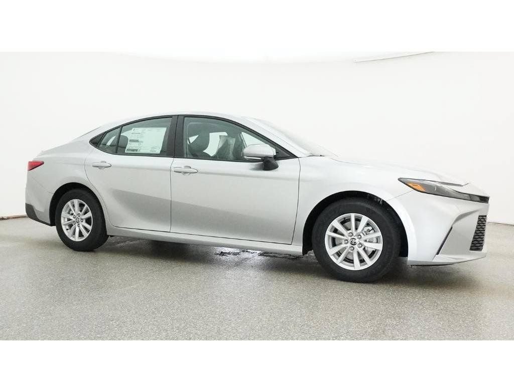 New 2026 Toyota Camry Hybrid FWD image 35