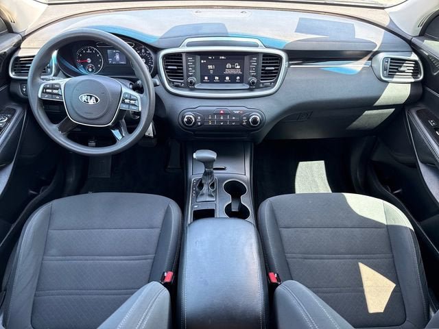 Used 2020 Kia Sorento LX FWD image 12