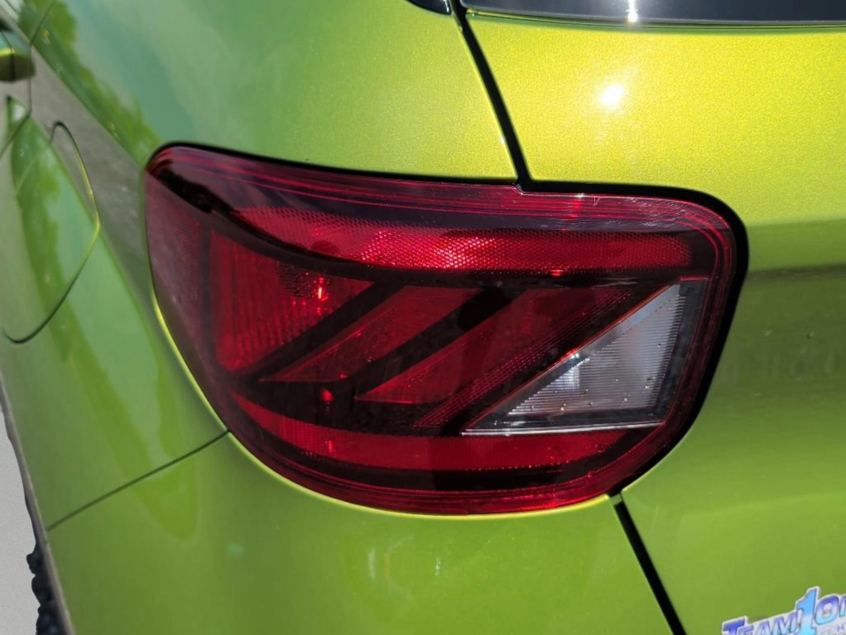 Used 2024 Hyundai Venue SEL FWD image 43