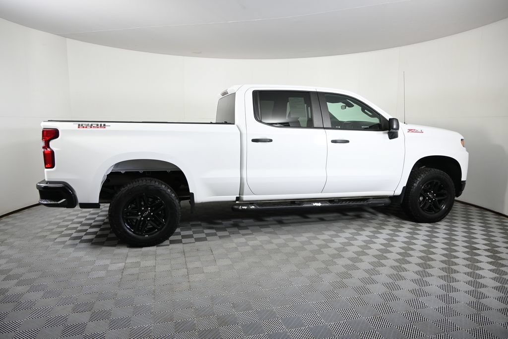 Used 2021 Chevrolet Silverado 1500 Custom Trail Boss w/ Safety Confidence Package AWD/4WD image 8