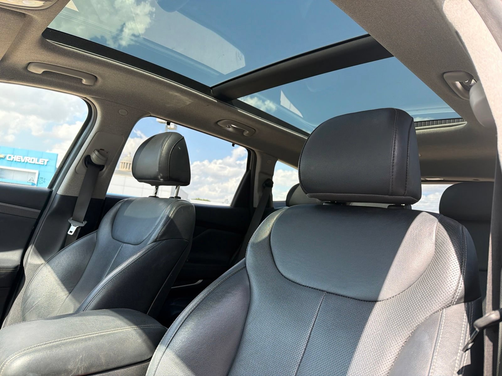 Used 2019 Hyundai Santa Fe FWD image 7