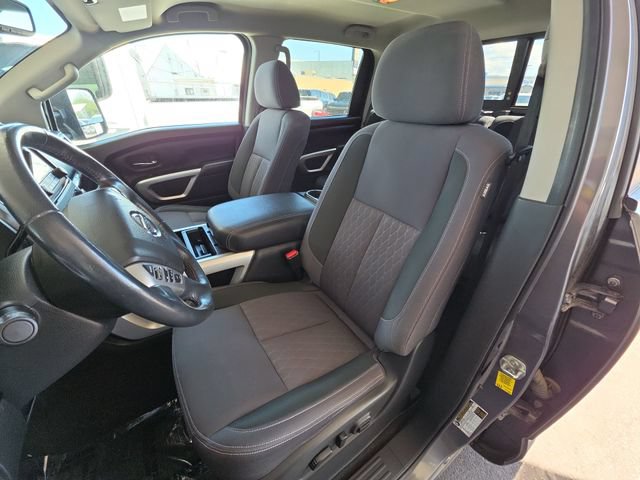 Used 2021 Nissan Titan SV w/ SV Convenience Package AWD/4WD image 17