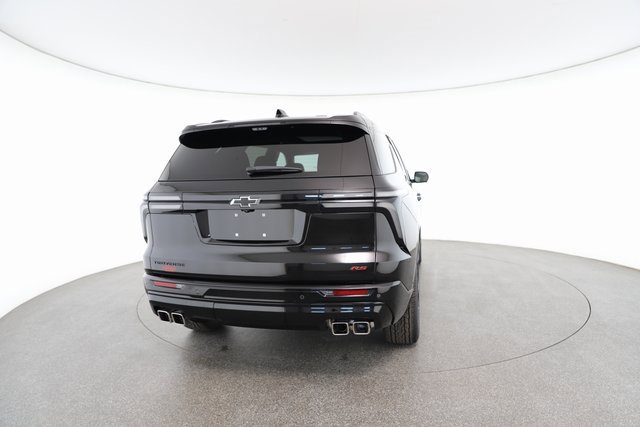 Used 2025 Chevrolet Traverse RS w/ LPO, Floor Liner Package image 15