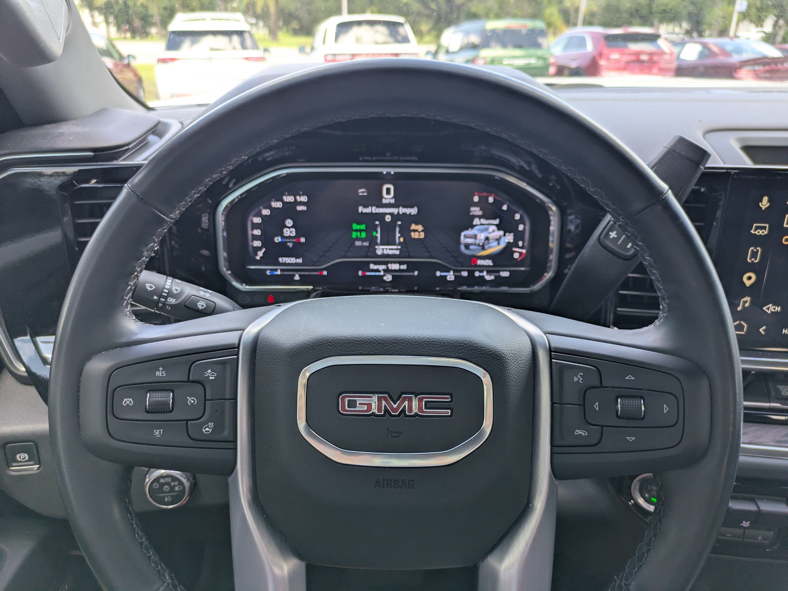 Used 2025 GMC Sierra 2500 SLT w/ SLT Premium Package AWD/4WD image 23
