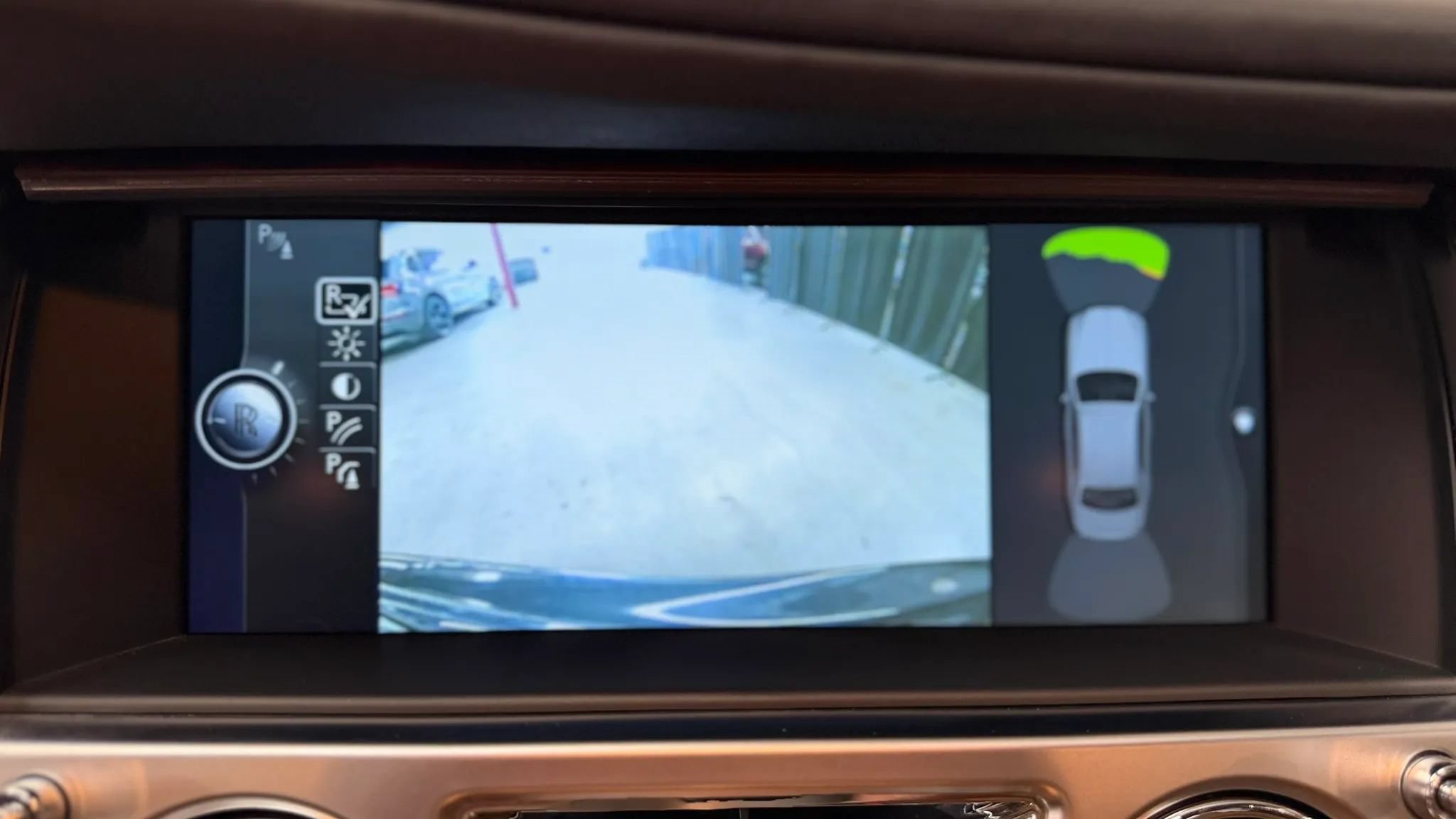 Used 2011 Rolls-Royce Ghost RWD image 21