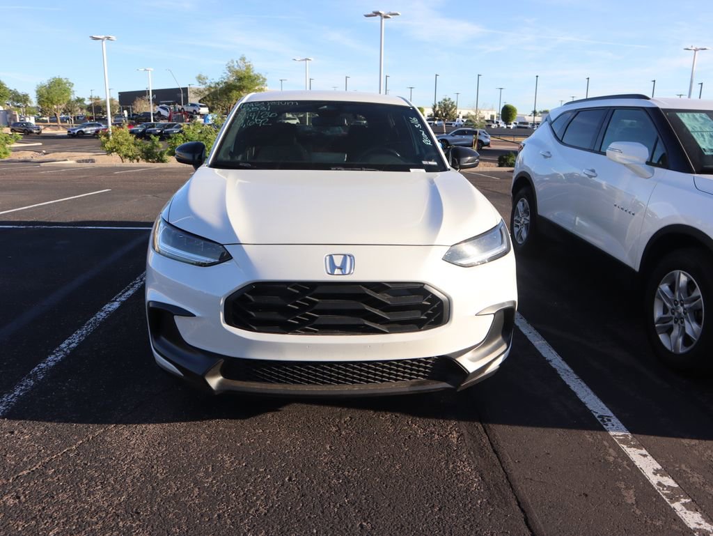 Used 2023 Honda HR-V Sport image 2