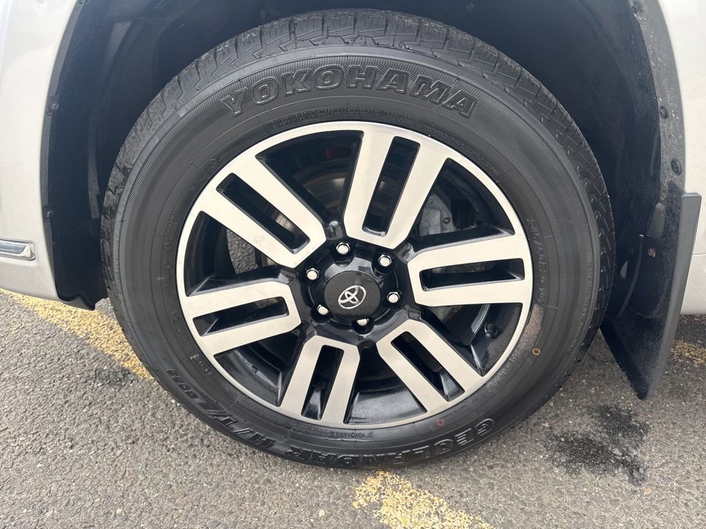 Used 2024 Toyota 4Runner Limited image 14