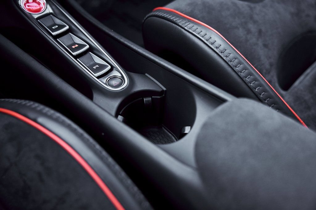 Used 2023 McLaren Artura RWD image 63
