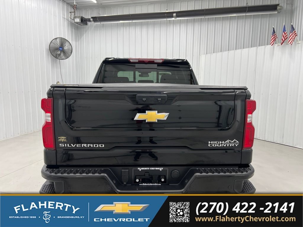 Used 2026 Chevrolet Silverado 1500 High Country w/ High Country Premium Package AWD/4WD image 4
