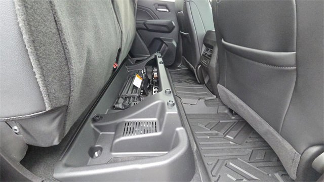 New 2026 GMC Canyon Elevation w/ Convenience Package image 17