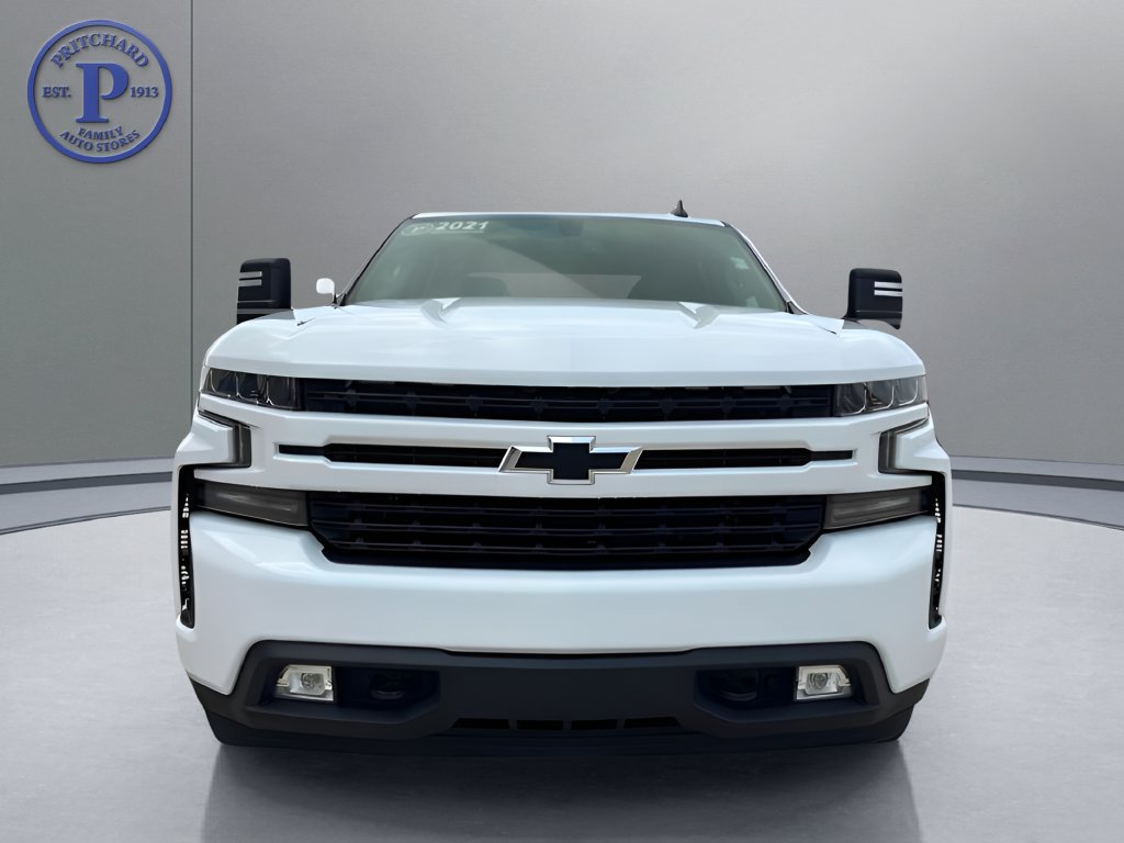 Used 2021 Chevrolet Silverado 1500 RST w/ Max Trailering Package AWD/4WD image 2