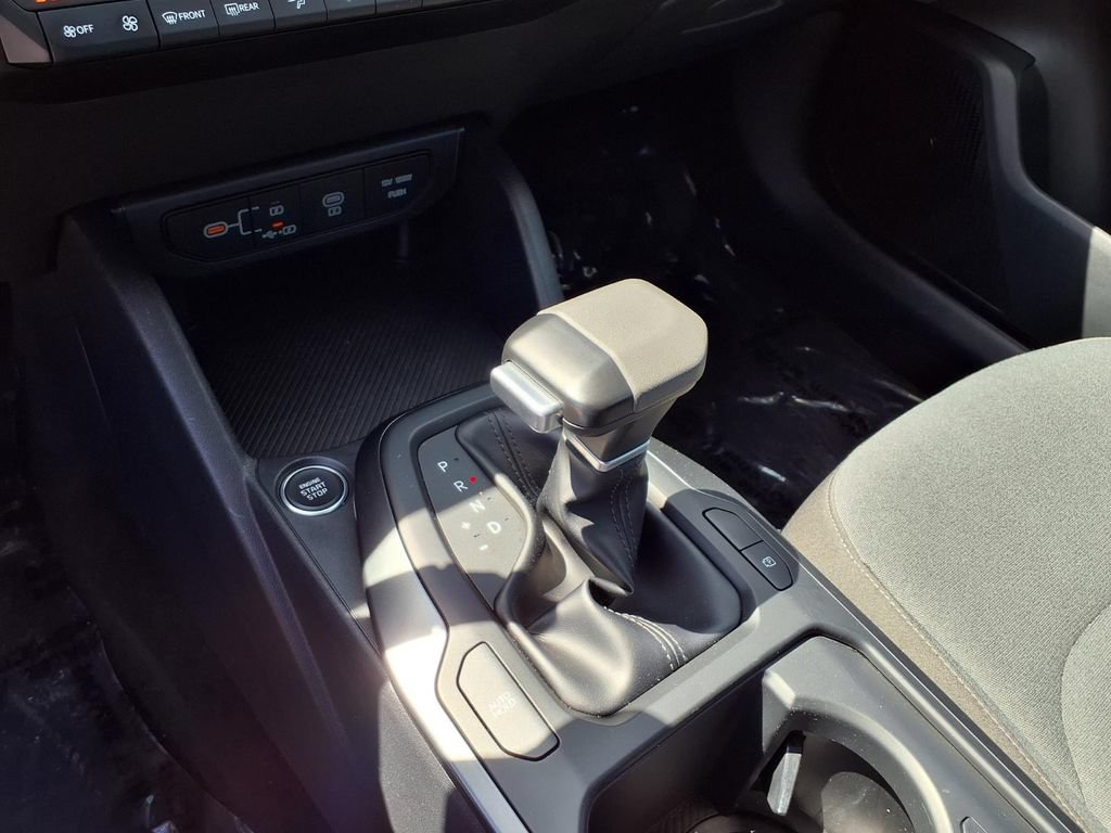 Used 2025 Kia K4 FWD image 22