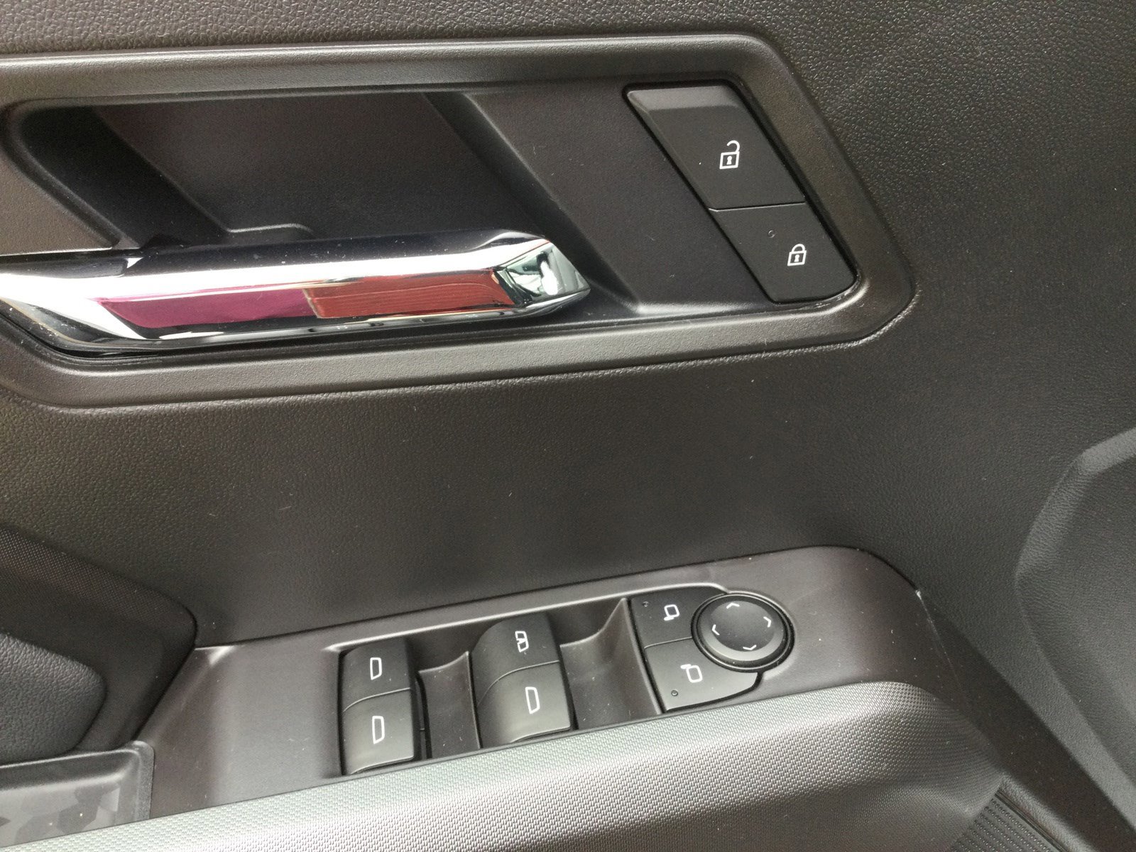 New 2025 Chevrolet Colorado LT w/ Advanced Trailering Package image 9