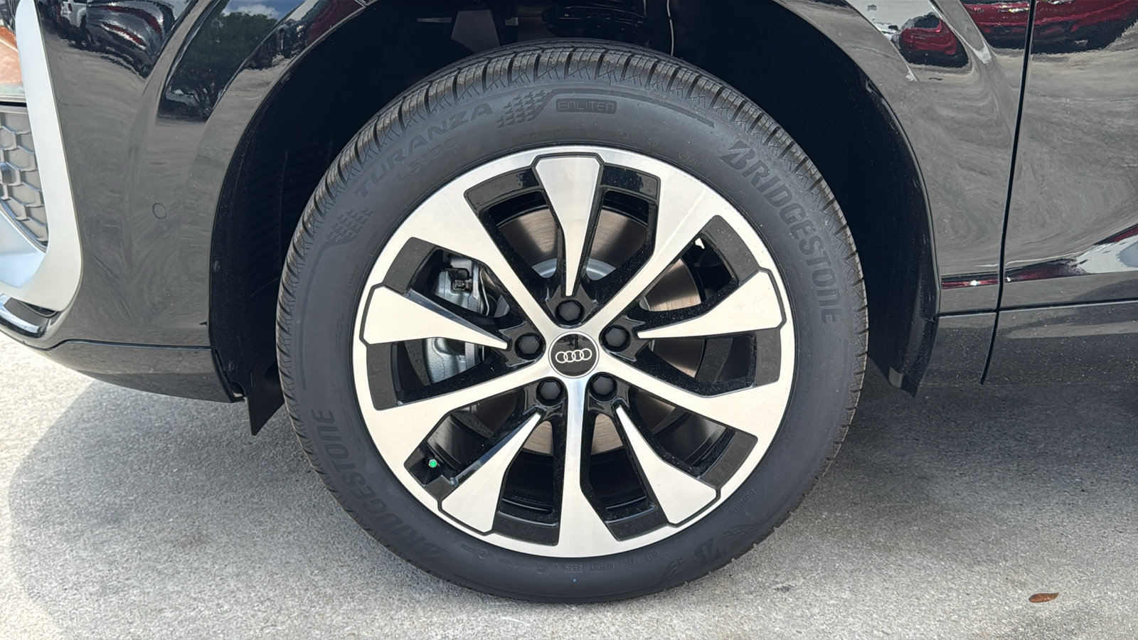 New 2026 Audi Q3 quattro 2.0T AWD/4WD image 26