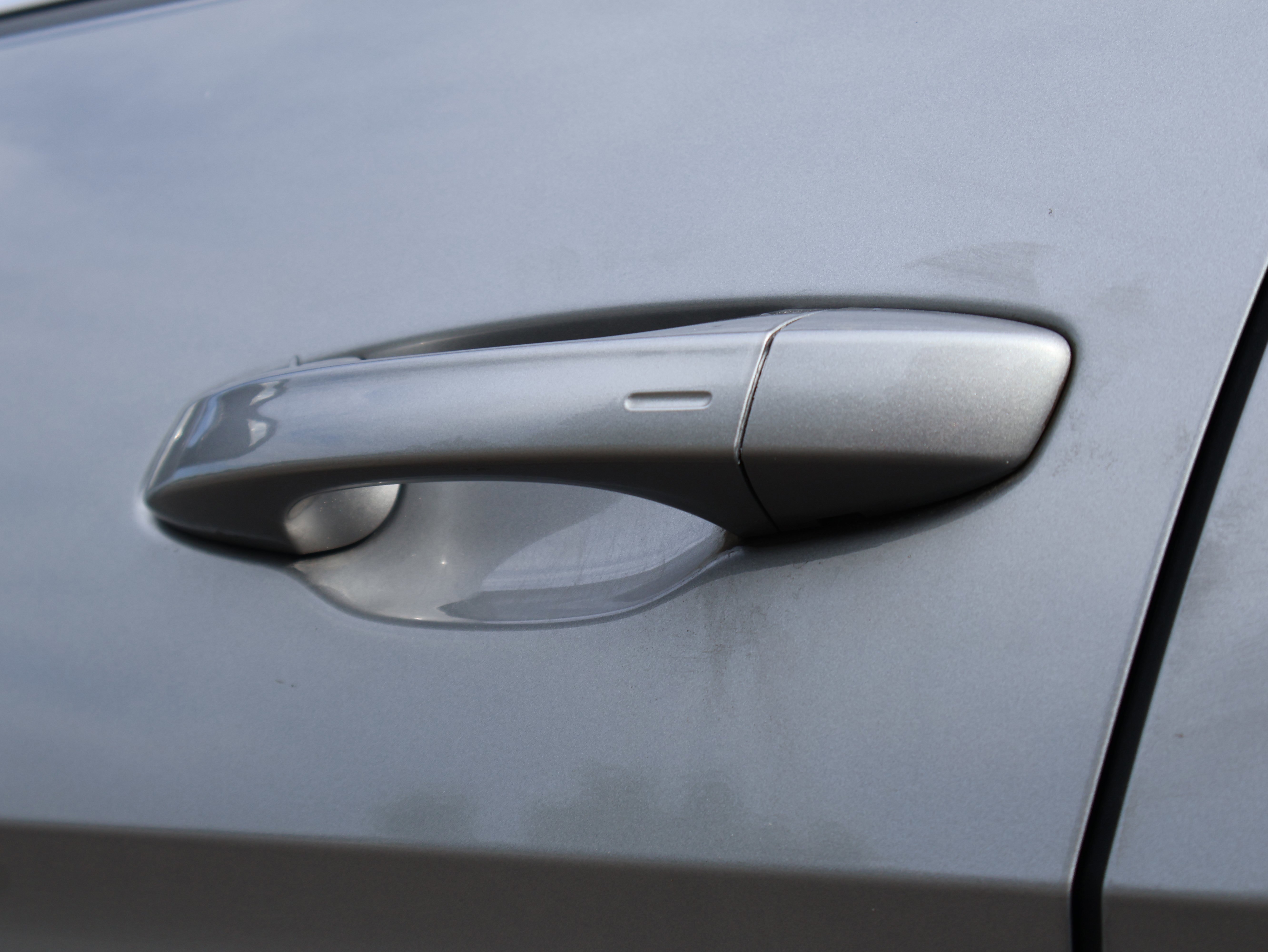 Used 2024 Volkswagen Atlas SE image 31