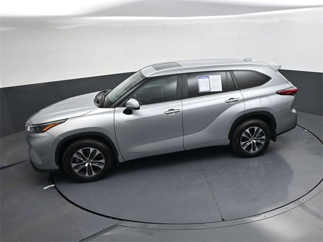 Used 2023 Toyota Highlander L image 27