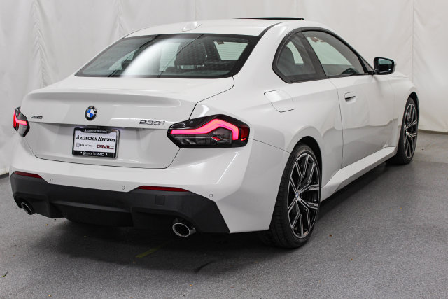 Used 2024 BMW 230i xDrive Coupe w/ Convenience Package AWD/4WD image 10