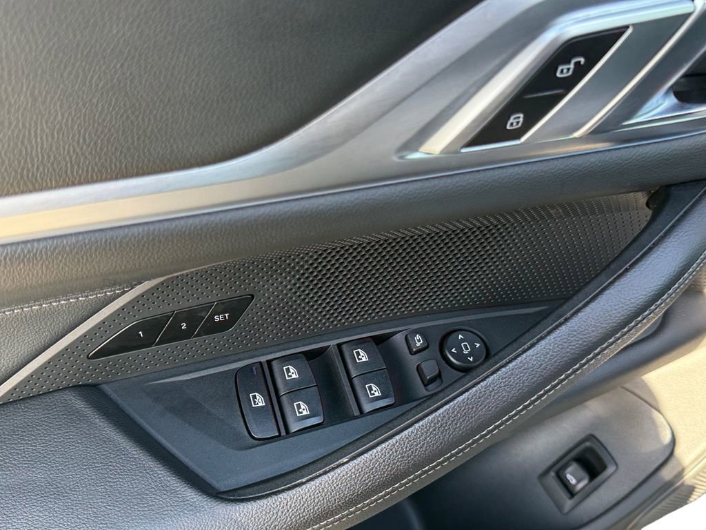 Used 2023 BMW i4 eDrive35 w/ Premium Package image 11