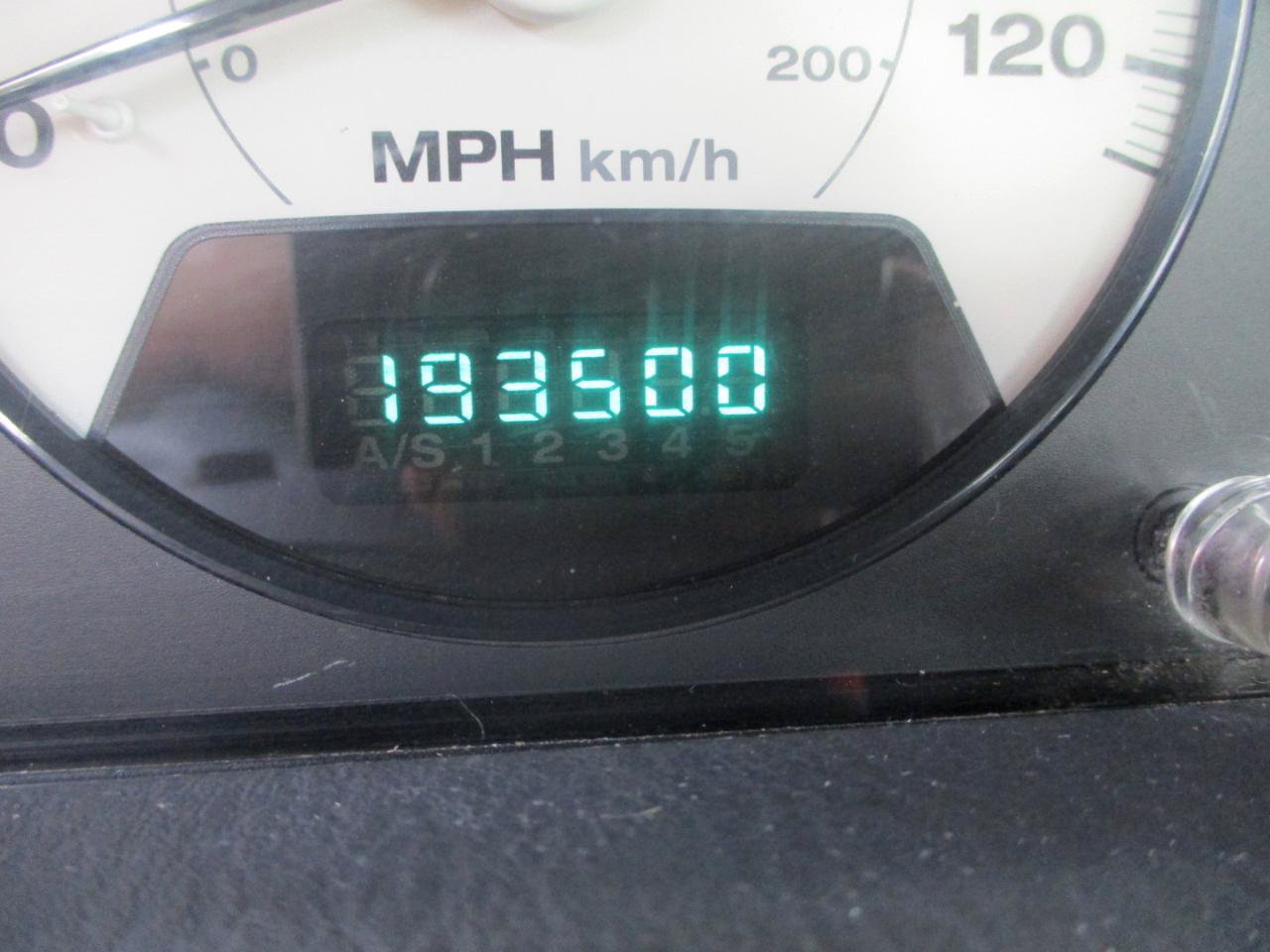 Used 2002 Jeep Grand Cherokee Limited AWD/4WD image 11