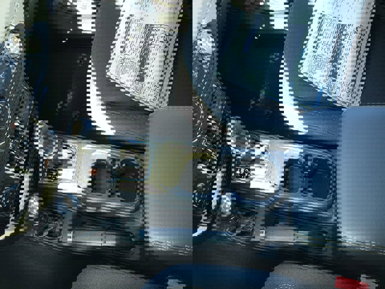 New 2026 Jeep Wrangler Sahara w/ Technology Group image 17