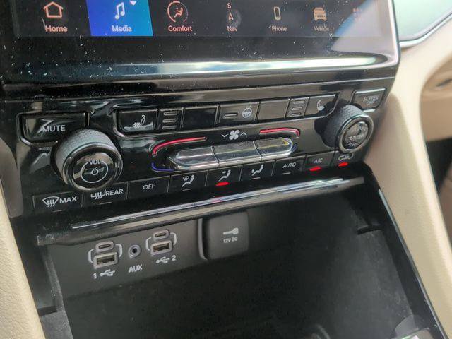 Certified 2021 Jeep Grand Cherokee L Limited AWD/4WD image 15