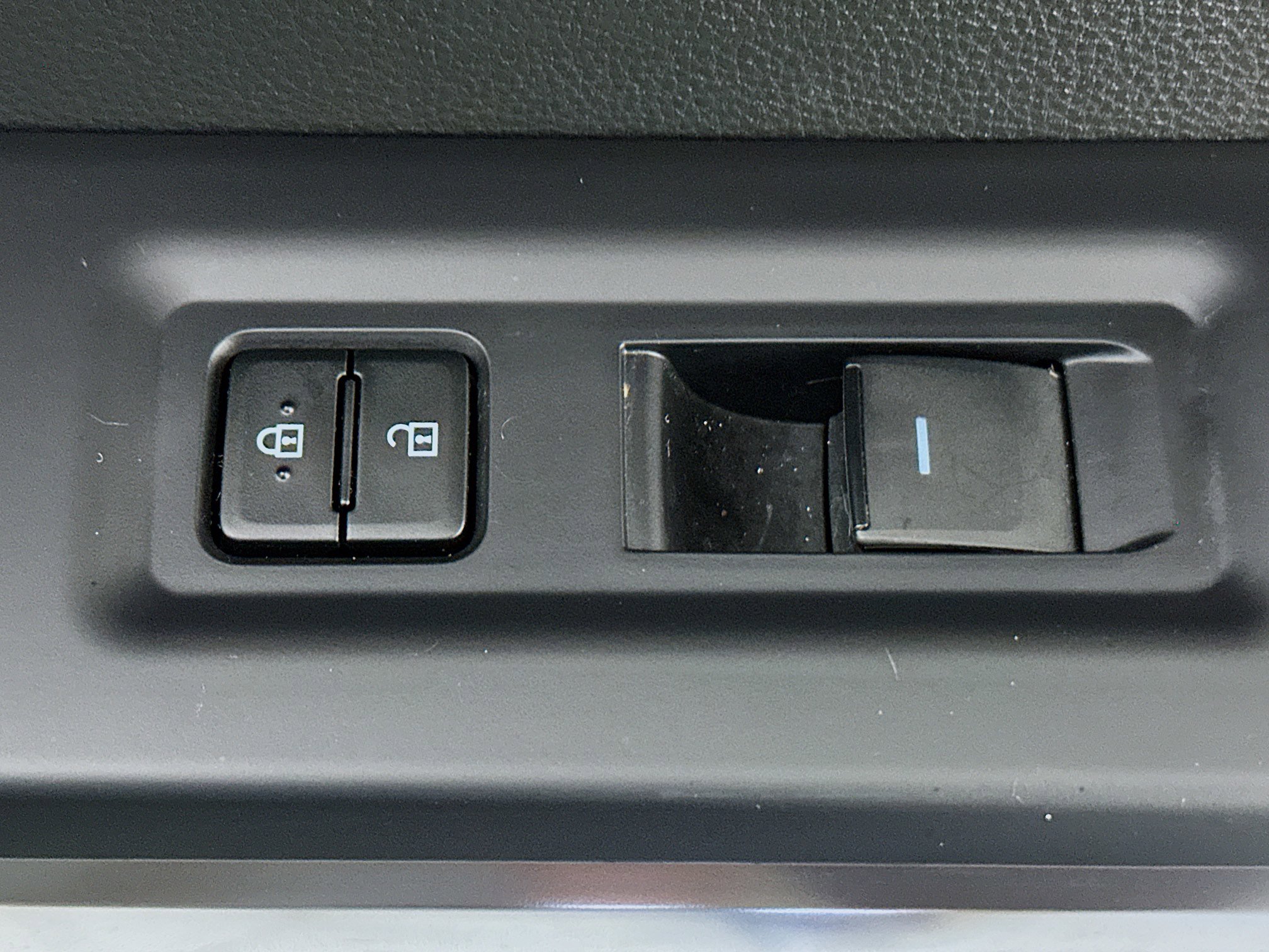 Used 2025 Toyota Tundra SR5 w/ SR5 Convenience Package image 29