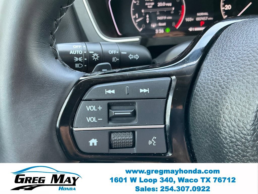 Used 2025 Honda Pilot Touring image 29