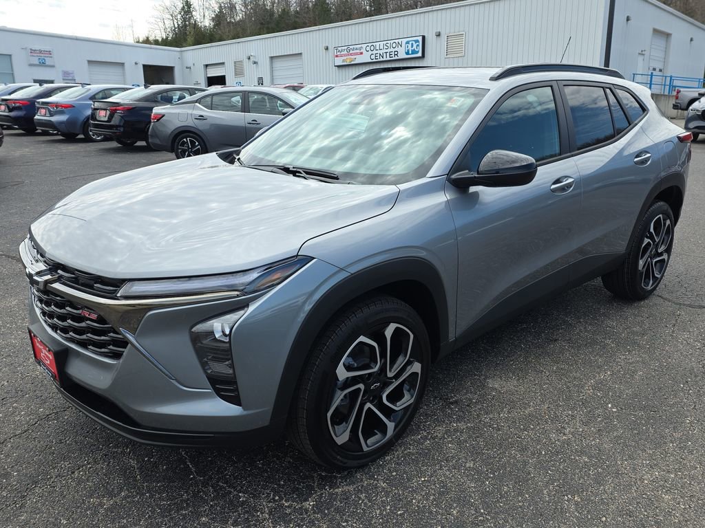 New 2026 Chevrolet Trax RS image 4