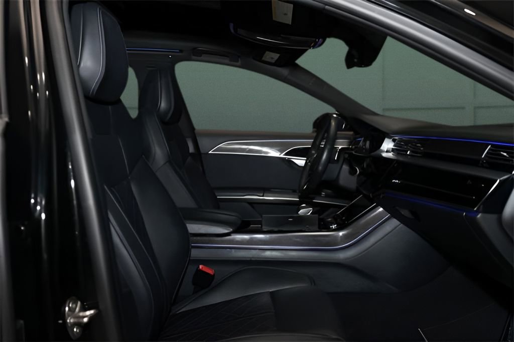 Used 2022 Audi S8 w/ S8 Executive Package image 16