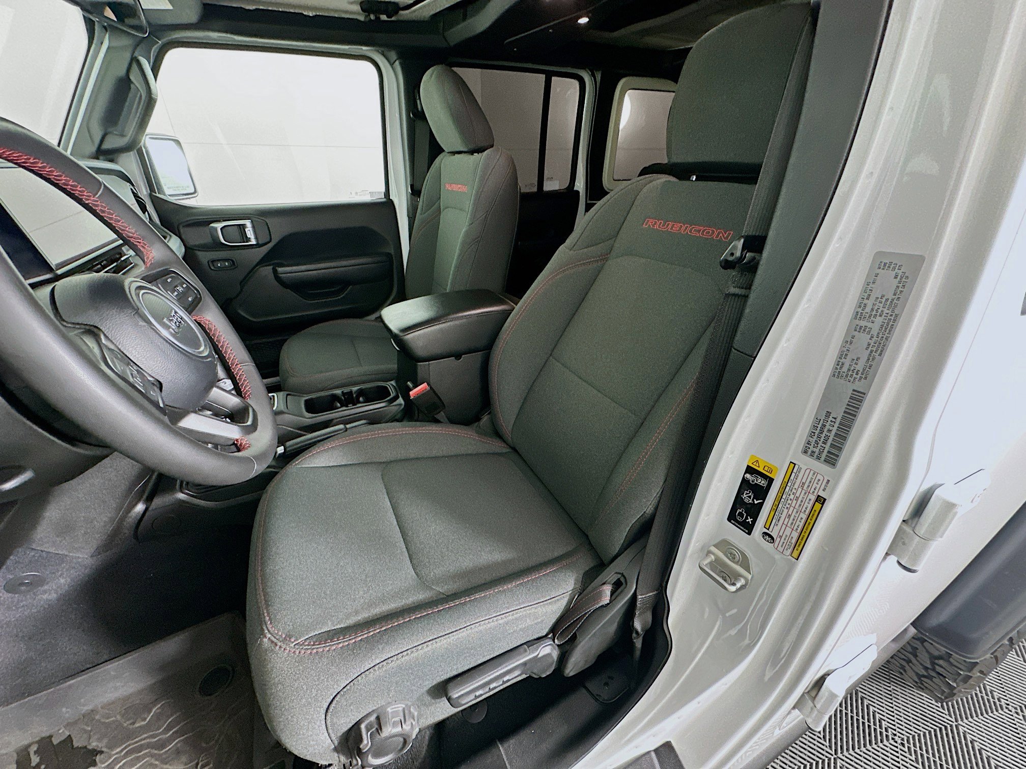 Used 2024 Jeep Wrangler Unlimited Rubicon image 13