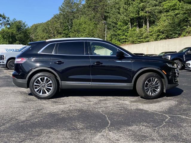 Used 2020 Lincoln Nautilus FWD w/ Equipment Group 101A image 2