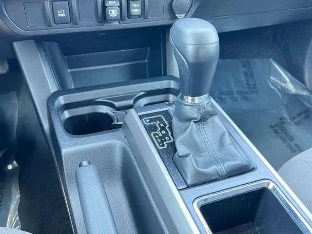 Used 2019 Toyota Tacoma SR5 AWD/4WD image 25