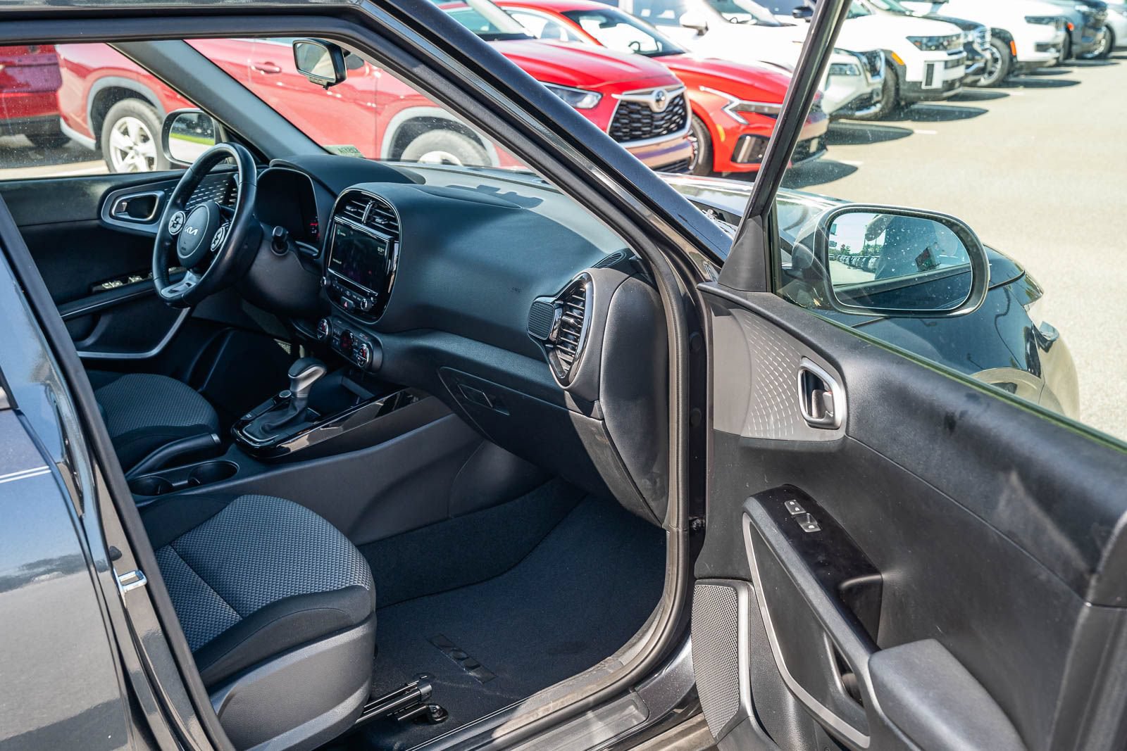 Used 2022 Kia Soul X-Line FWD image 10
